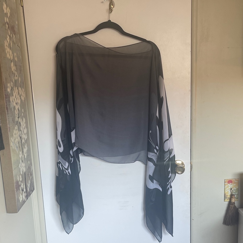 Sheer Black and White Kimono Shawl